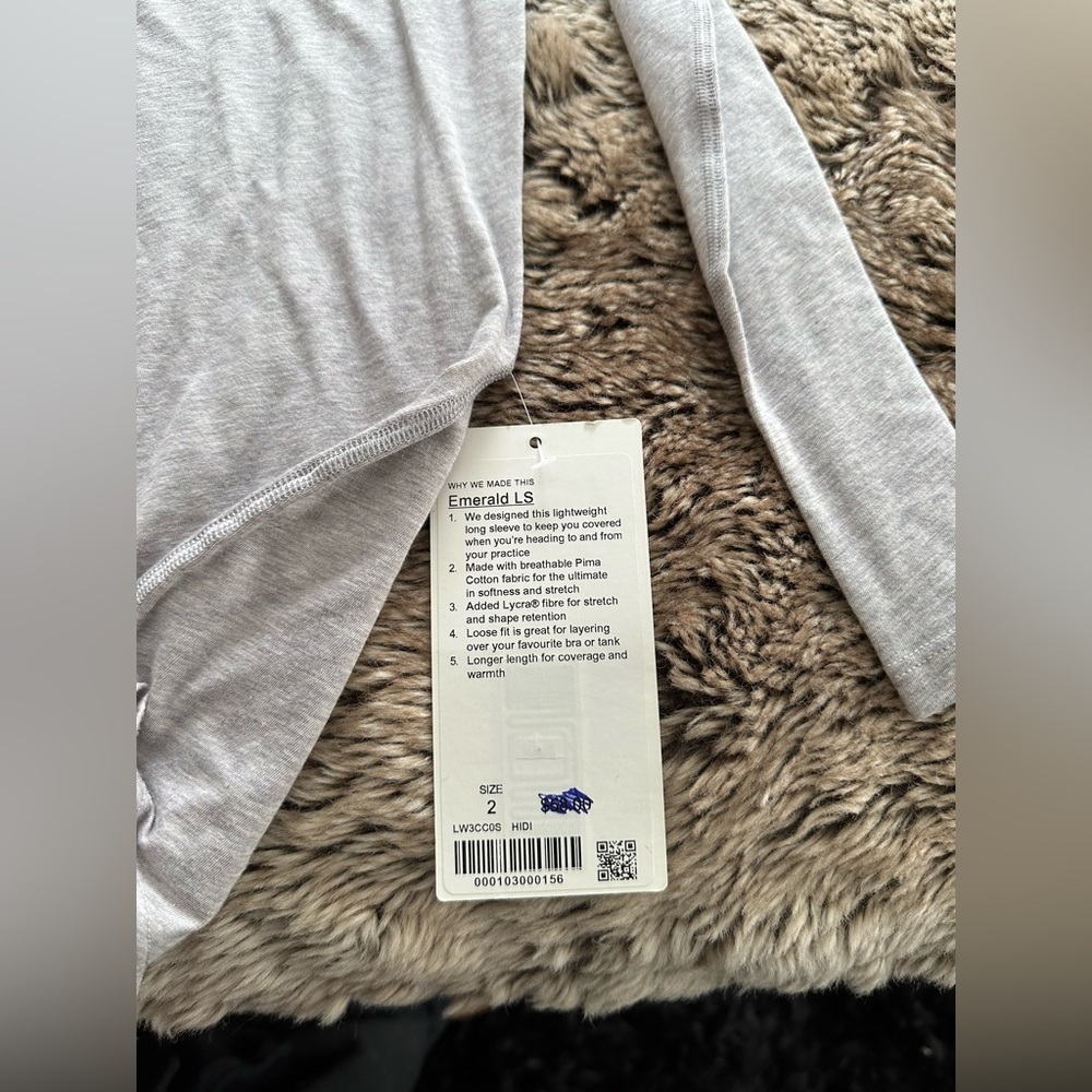 LULULEMON top - Picture 3 of 5
